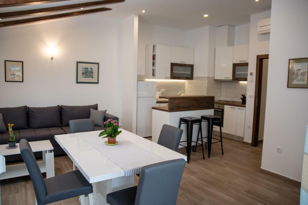 Beachfront Apartments Don Kastela Dış mekan fotoğraf